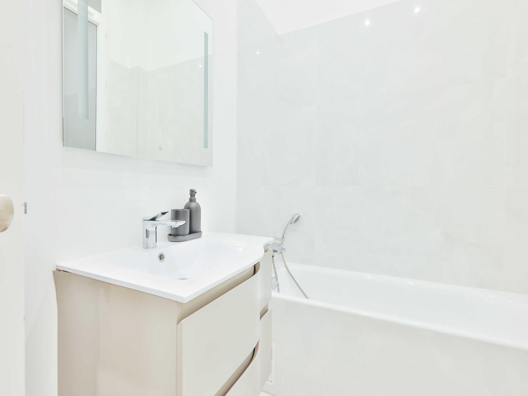 Exceptional Flat - Near Trocadero - Mobility Lease Appartement *